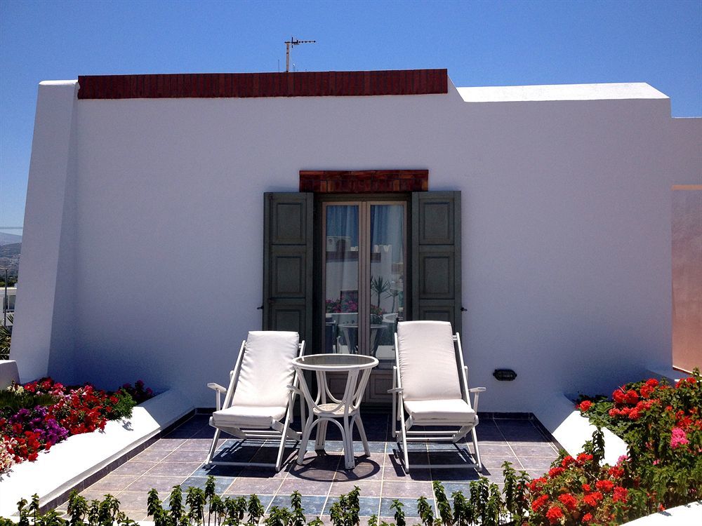 โรงแรมปอร์โตนาซอส Naxos City ภายนอก รูปภาพ